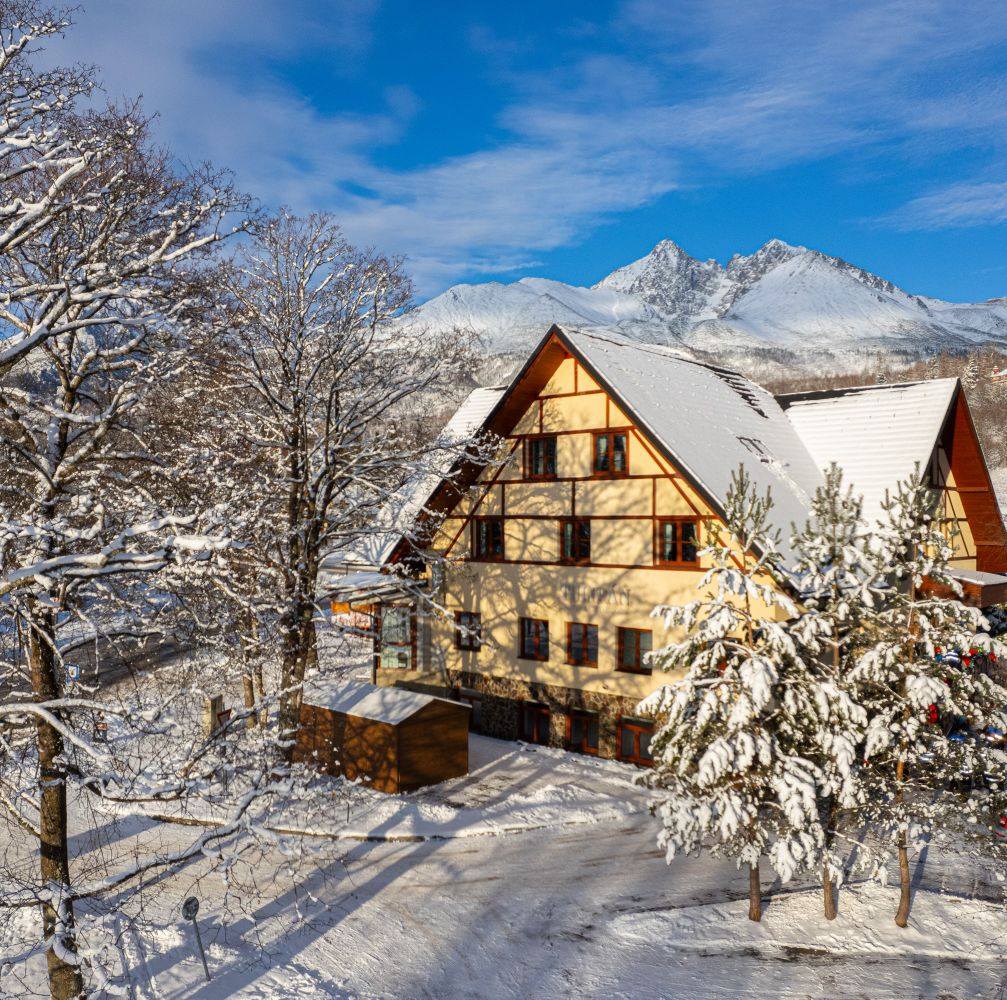 Hotel Tulipán — Na Nože S2E4