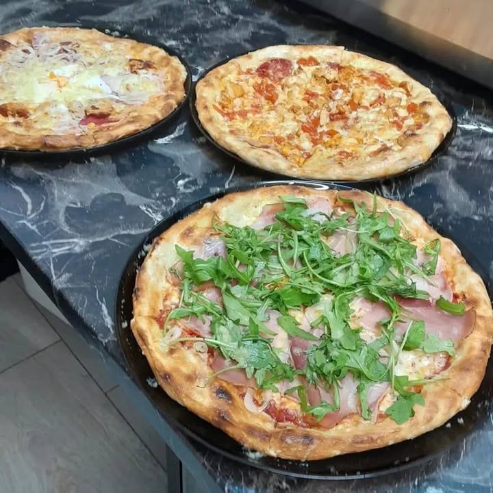 Pizza Família — Na Nože S5E8